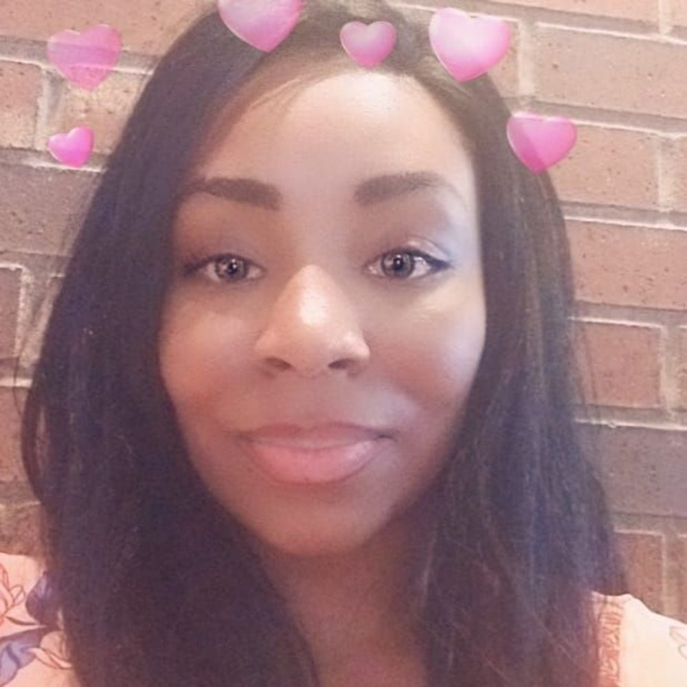 Meet your Posher, Lucretia